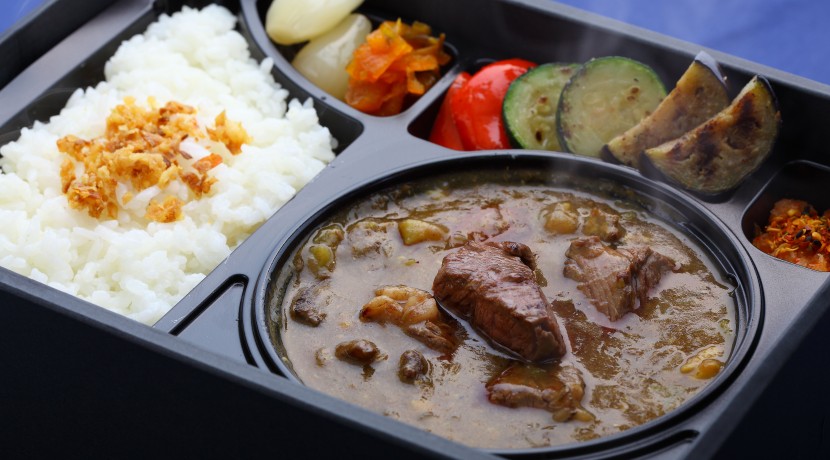 温まる厚切りビーフのカレー膳